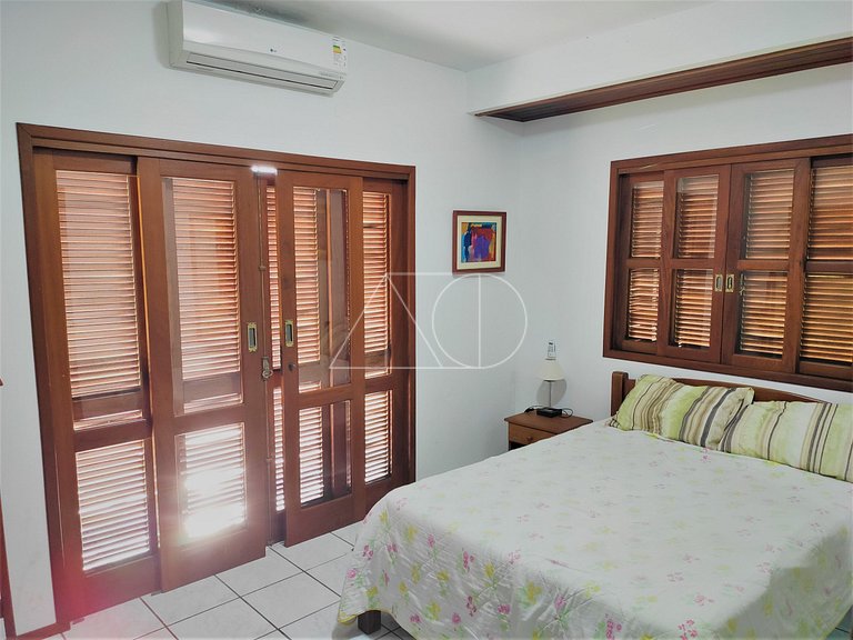 Bella casa con 5 camere vicino al mare a Floripa