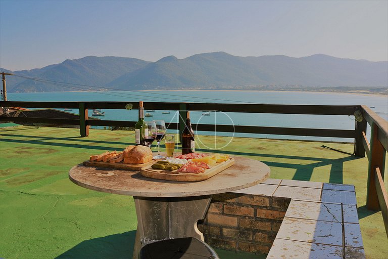 Bella casa con 5 camere vicino al mare a Floripa