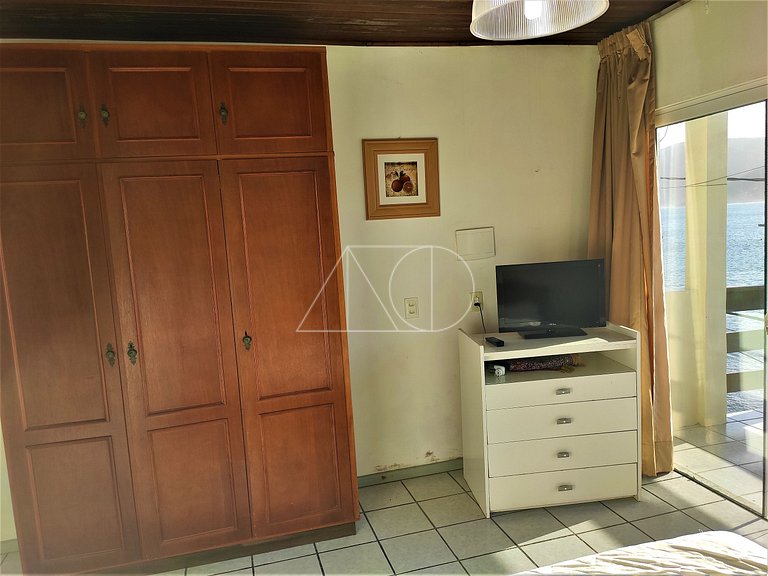 Gourgeus 2 bedroom house with sea view in Florianópolis Braz