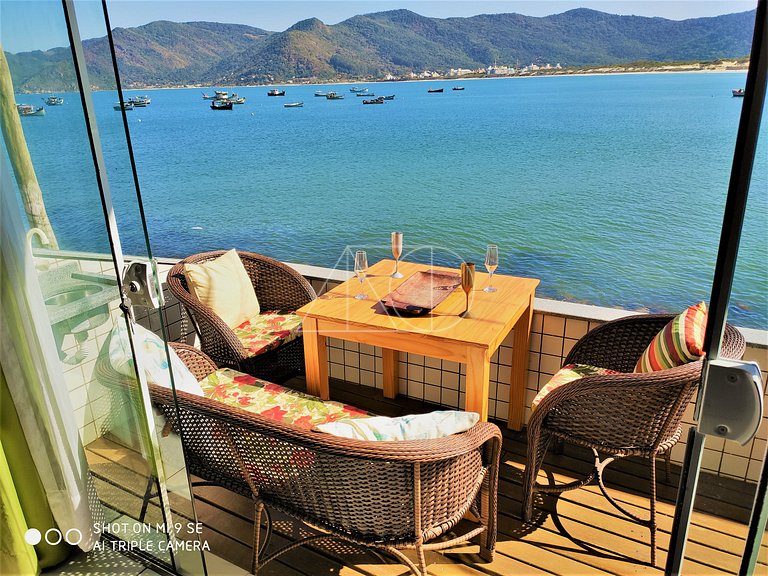 Gourgeus 2 bedroom house with sea view in Florianópolis Braz