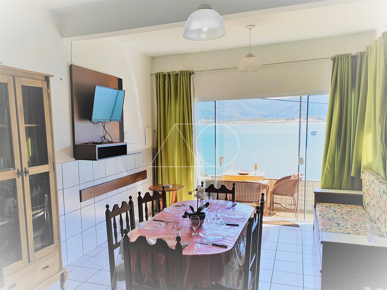Casa 2 habitaciones acerca del mar en Florianópolis Brasil
