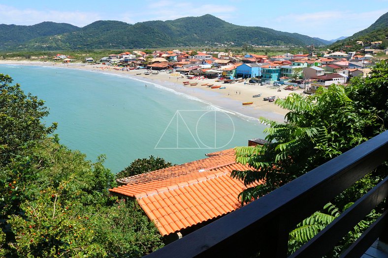 Gourgeus 2 bedrooms house with sea view in Florianópolis Bra